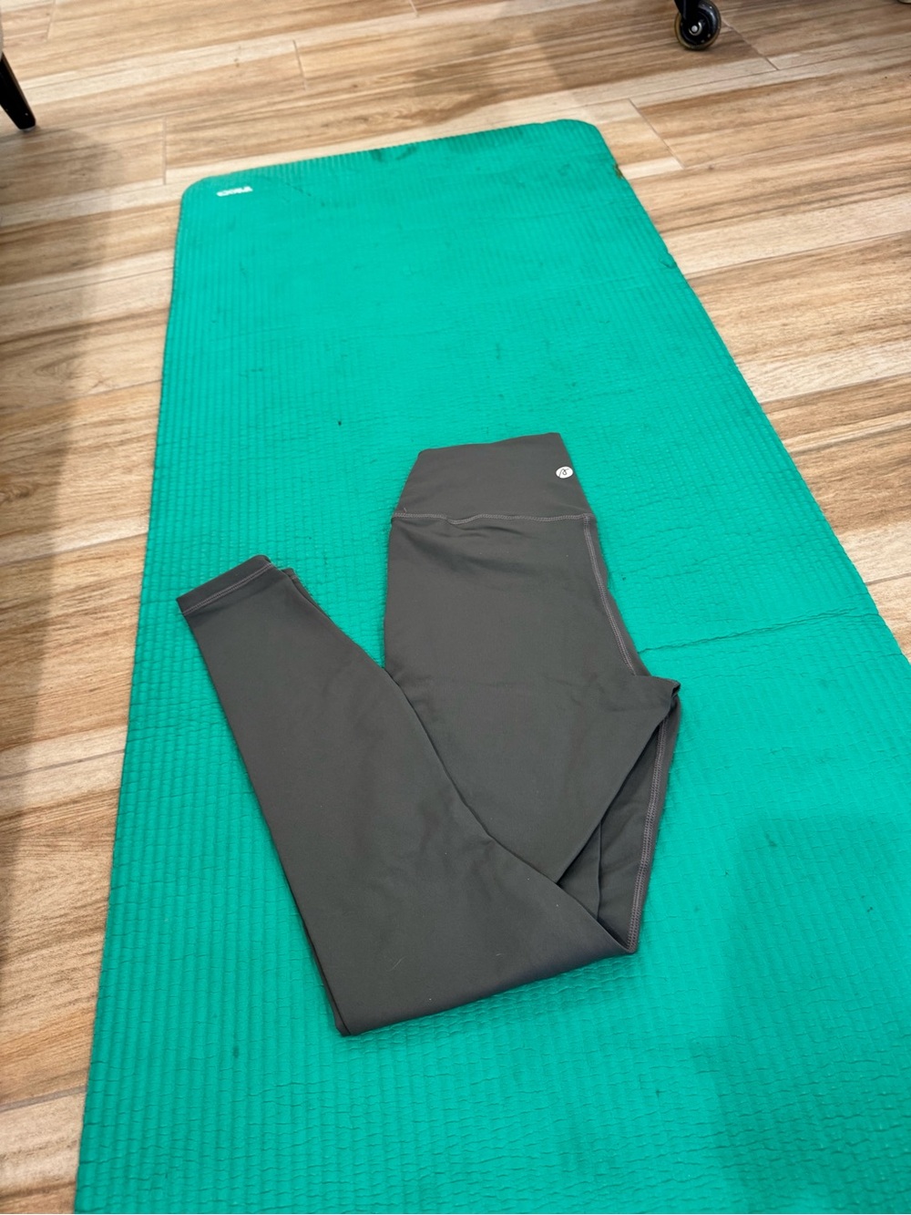 Black High-Waist Leggings with Small Logo